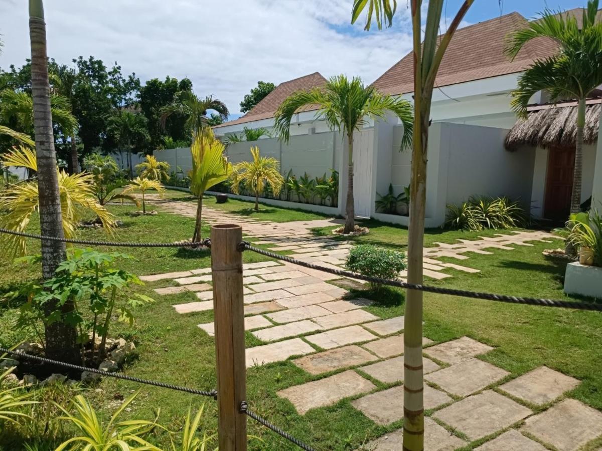 Pineale Villas, Resort And Spa Panglao Eksteriør bilde
