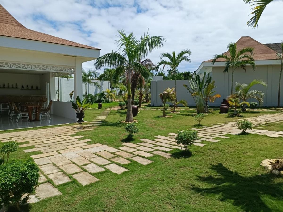 Pineale Villas, Resort And Spa Panglao Eksteriør bilde