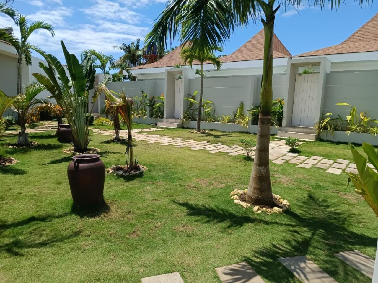 Pineale Villas, Resort And Spa Panglao Eksteriør bilde
