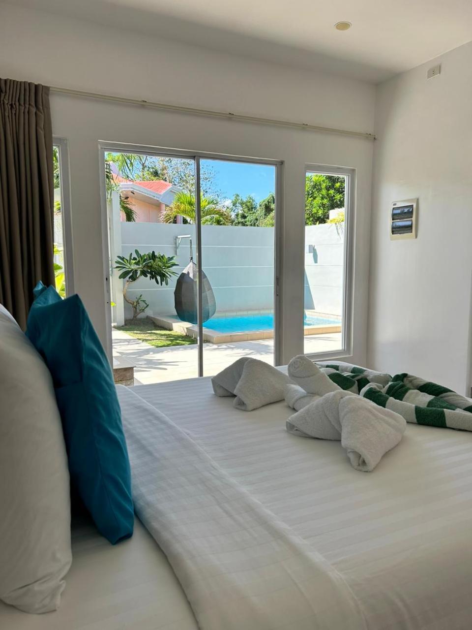 Pineale Villas, Resort And Spa Panglao Eksteriør bilde